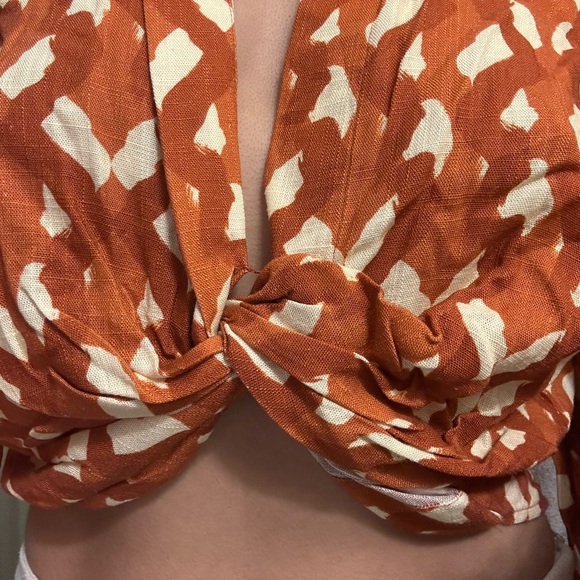 Zara Relaxed Crop Blouse in Brown and Orange with Notched Collar - Picture 3 of 14